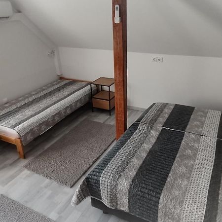 Lila Fuge Apartman Lägenhet Balatonfüred Exteriör bild