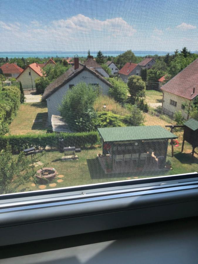 Lila Fuge Apartman Lägenhet Balatonfüred Exteriör bild