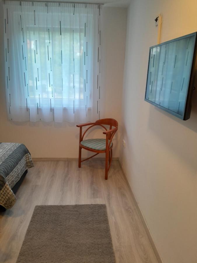 Lila Fuge Apartman Lägenhet Balatonfüred Exteriör bild