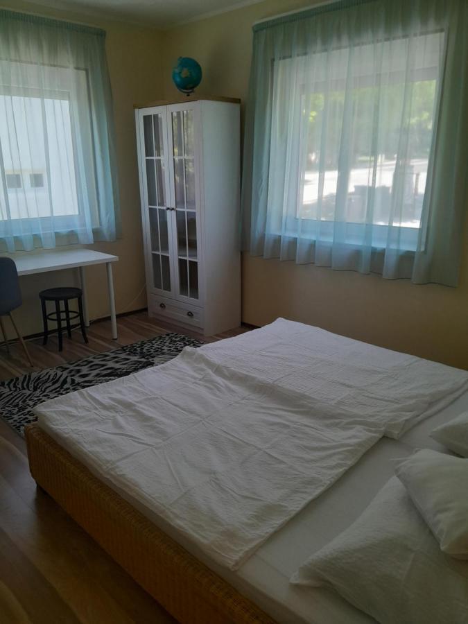 Lila Fuge Apartman Lägenhet Balatonfüred Exteriör bild
