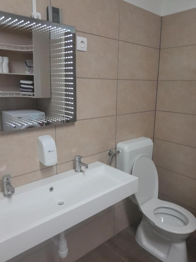 Lila Fuge Apartman Lägenhet Balatonfüred Exteriör bild