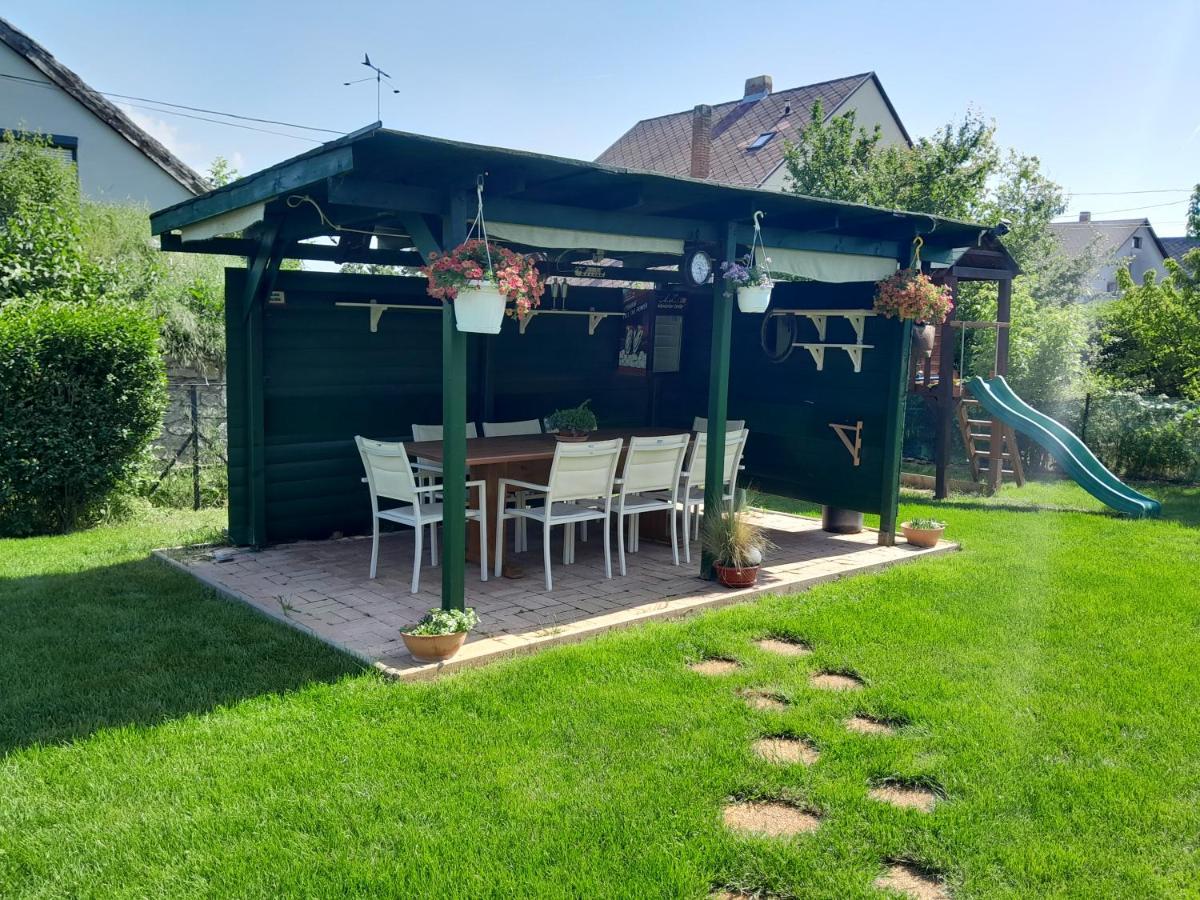 Lila Fuge Apartman Lägenhet Balatonfüred Exteriör bild